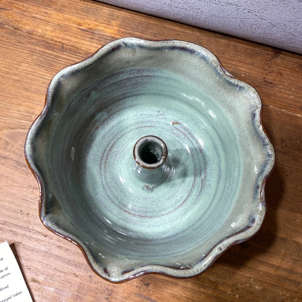 Studio Pottery Ceramic Apple Bread Baker Bundt Pan Scalloped Green Glaze 7in